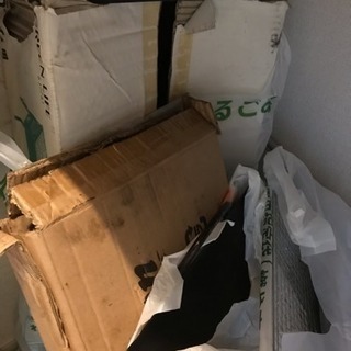 BBQコンロ ２つ や鉄板  網  その他BBQ備品もらって下さいの画像