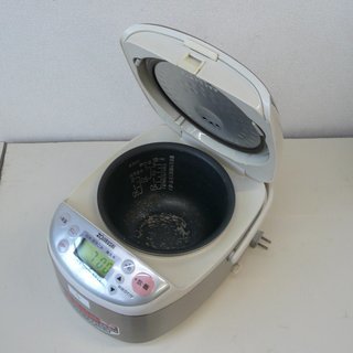 値下げしました　象印ジャー炊飯器　NS-A05 3合　の画像