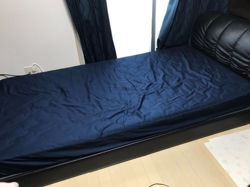 シングルベッド