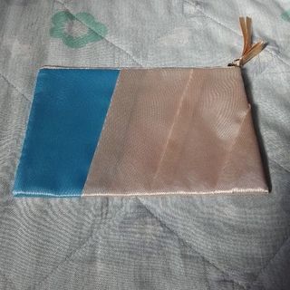 オリジナルポーチの画像