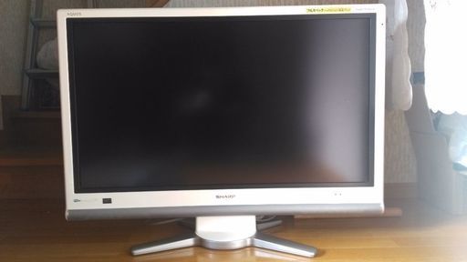 SHARP 37型液晶テレビ 2008年