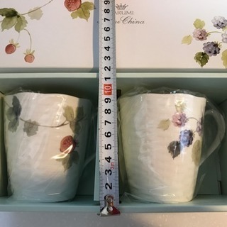 ☆新品☆NARUMI ペアマグカップの画像