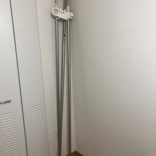 ハンガーポール