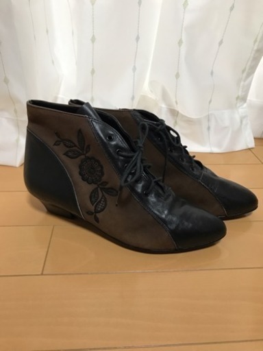 美品  ショートブーツ