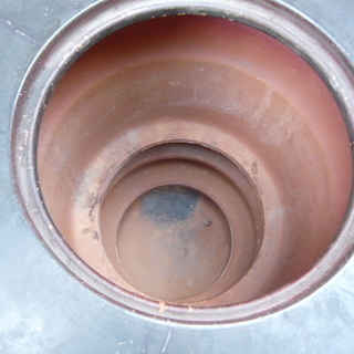 練炭火鉢・スタンド型の画像