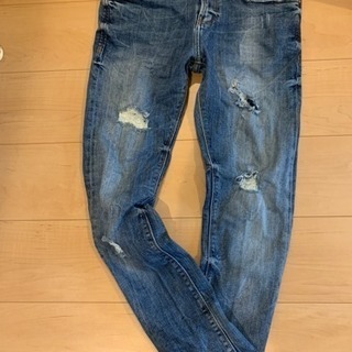 zara ダメージデニムの画像