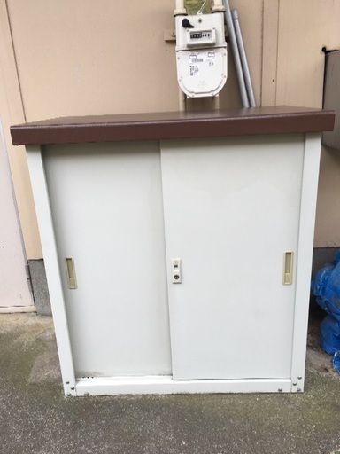 3/31まで！小型物置2000円！説明書付き！