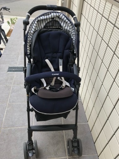 コンビ ベビーカー メチャカルハンディ オート4