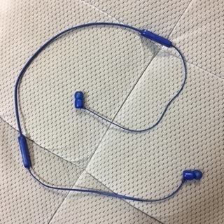 ワイヤレスイヤフォン