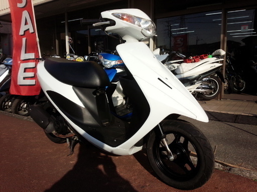 NO.2584　アドレスＶ５０　４サイクルエンジン フューエルインジェクション　ホワイト　☆彡