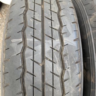TOYOTA ハイエース　新車外し　ホイール＆タイヤ４本セット　ダンロップ　SP175　195/80R15の画像