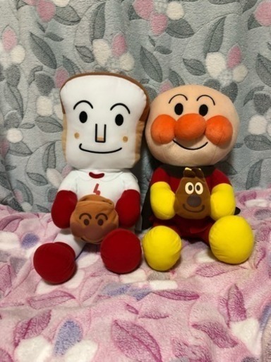 大きいアンパンマンとしょくぱんまん