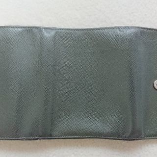 PRADA 財布(深緑)の画像