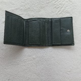 PRADA 財布(深緑)の画像