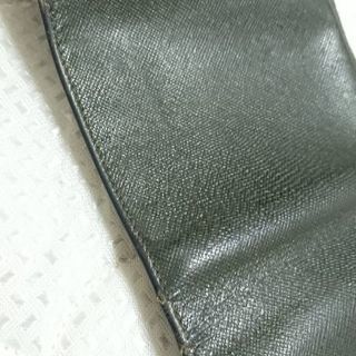 PRADA 財布(深緑)の画像