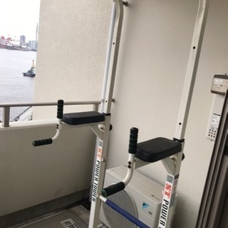 懸垂バー