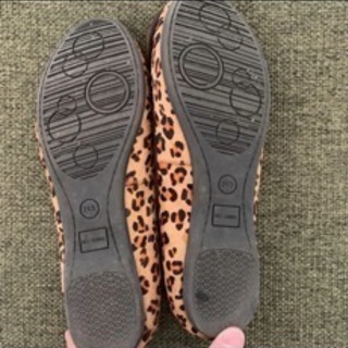 ヒョウ柄 パンプスの画像
