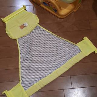 ミッフィーベビーバス、プーさんバスチェア、バスネット　手渡しでの画像