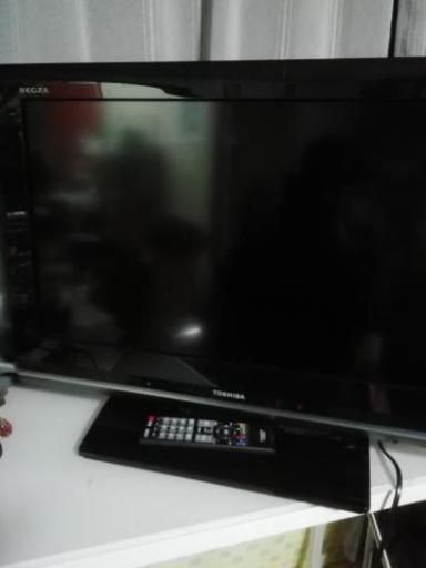 TOSHIBA　REGZA　26インチ　2010年製　リモコンあり