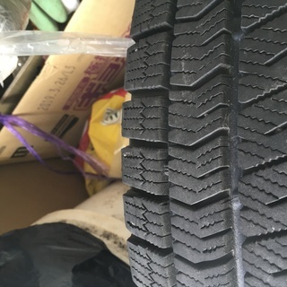 スタッドレス 17年製32~42週 BRIDGESTONE ブリザック vrx2 4本 195/65r15の画像