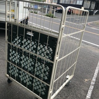 カゴ台車  在庫１９台あります！の画像