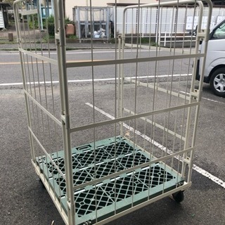 カゴ台車  在庫１９台あります！の画像