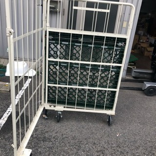 カゴ台車  在庫１９台あります！の画像