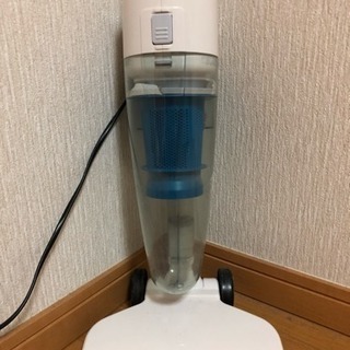 値下げ‼️コード付きスティック掃除機【中古】