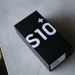 Samsung Galaxy S10 Plus Simフリー