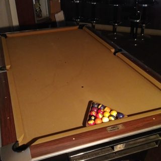 中古のビリヤード台