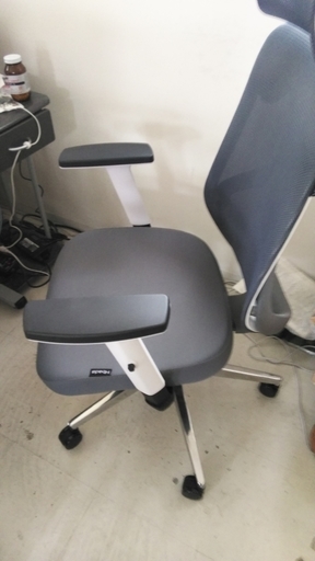 Hbada 最上モデル人間工学 オフィスチェア デスクチェア - ハイバック メッシュ 昇降アームレスト 可動式ヘッドレスト　ゲーミングチェア