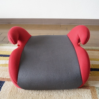 車用ジュニアシート