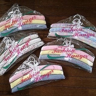 ☆新品☆　布ハンガーの画像