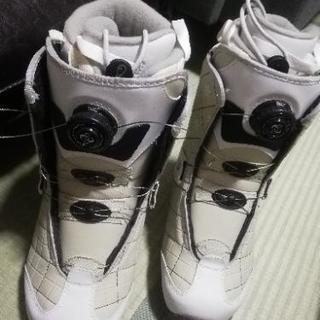 【値下げ】COSMICSURFスノボブーツ新品未使用