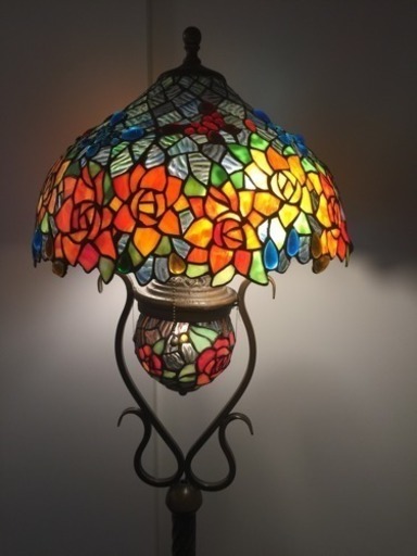 美品 バラのステンドグラス フロアランプ