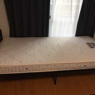 無料  マットレス付きパイプベッド(シングル)