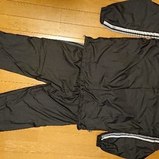 アディダスジャージ上下セットの画像