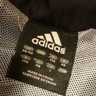 アディダスジャージ上下セットの画像