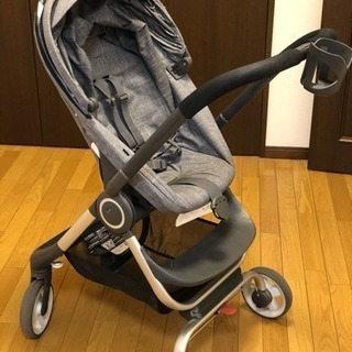 STOKKE ベビーカー SCOOTの画像