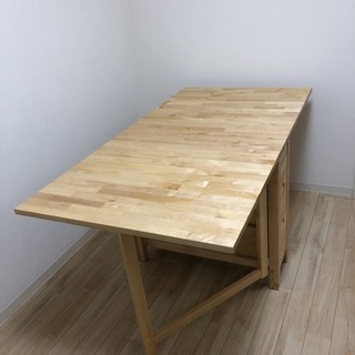 IKEA ダイニングテーブル