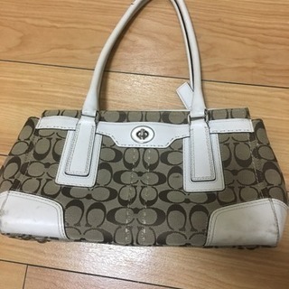 コーチ ハンドバッグの画像