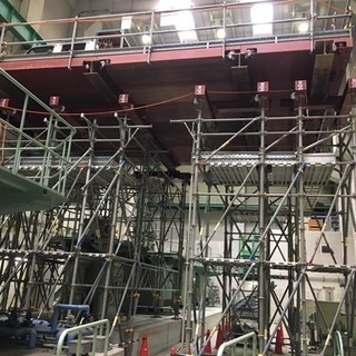 ★入社祝い金　５万円★　比較的、肉体的に楽です。　　日払い、週払い、ワンルーム生活家電付き寮完備、鳶、土工、塗装、鍛冶、車屋さんを始めたい人、大募集 の画像