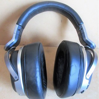 ☆ソニー SONY MDR-HW700DS デジタルサラウンドヘッドホンシステム◆立体的なサラウンド音場を再現の画像
