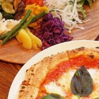 下北沢 PIZZA イタリアンカフェ ホールスタッフ急募の画像