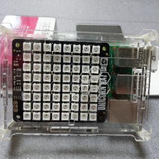 Raspberry Pi 2 + Unicorn Hat 一式の画像