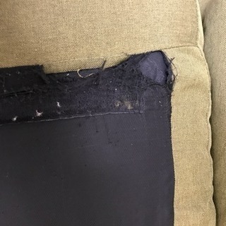 グリーンのかわいいソファーの画像