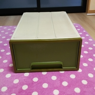 衣装ケース（引き出し型）