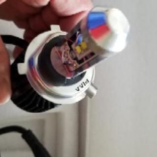 LEDヘットライトバルブ　PIAA H4タイプの画像