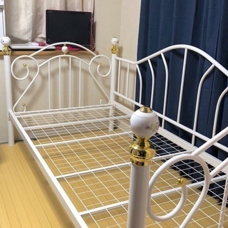 アンティーク調 姫系ベッド
