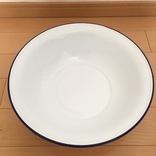 ホーロー洗面器